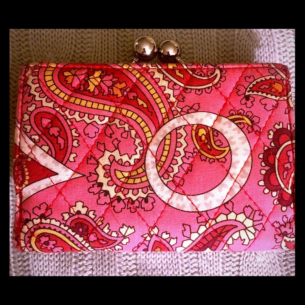 Vera Bradley Rosy Posies Trifold Wallet Retired